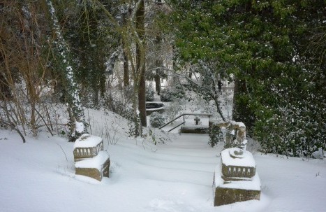 Garten der Stille Schnee